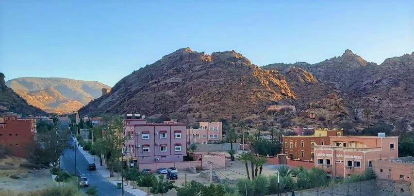 Hotel Titrit Tafraout Bagian luar foto