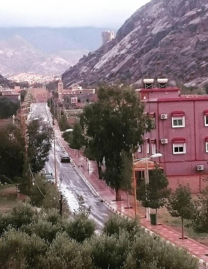 Hotel Titrit Tafraout Bagian luar foto